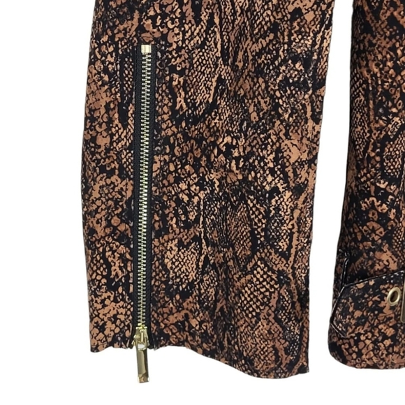 Chicos Motto Jacket Travelers Collection Snake Print Accent Zippers - Picture 5 of 9